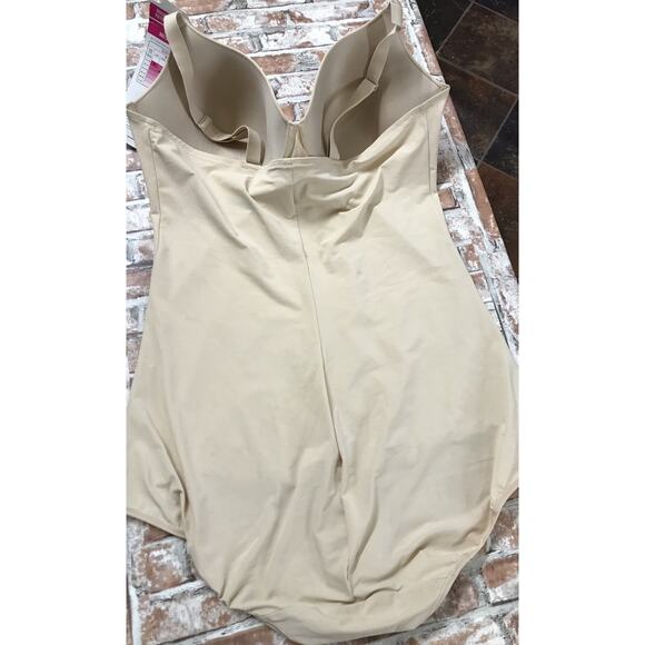 WOMEN'S FLEXEES by MAIDENFORM Fit Sense All-in-One Shaping BODYBRIEFER FLS075 - Picture 6 of 13